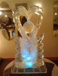 Pearl In Heart Ice Sculpture (PIH-02) for a birthday party celebration.