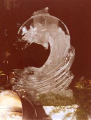 Eyes4ice - Dolphin On A Wave Ice Sculpture (DOW-01) for a grand hotel brunch display.